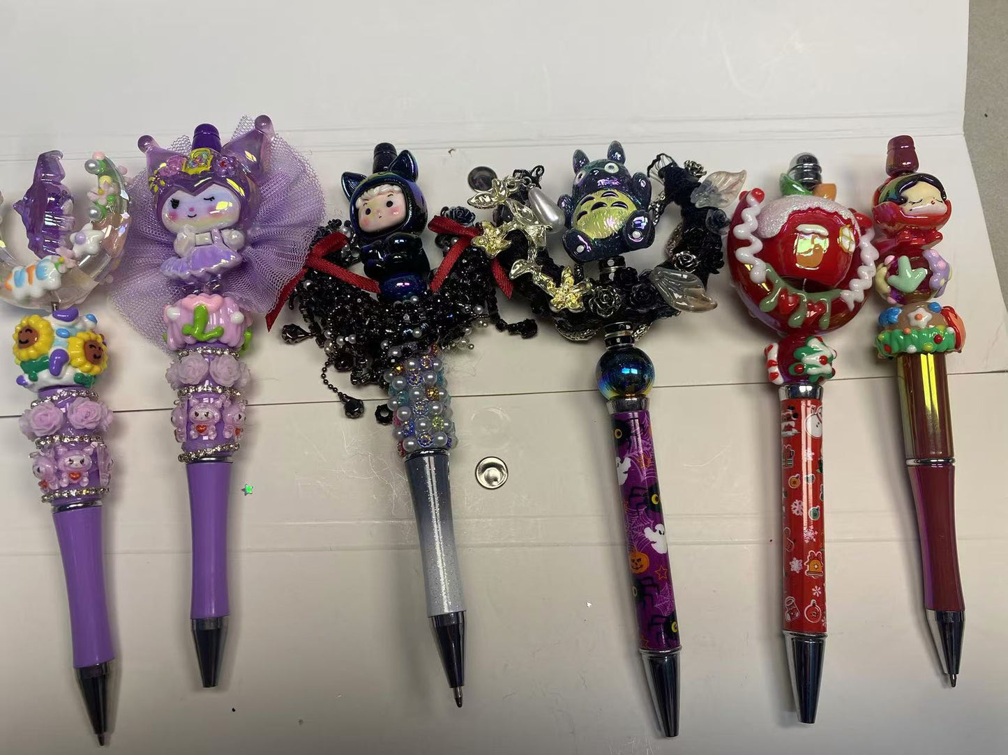 Cultural and creative pens  handmade exquisite beaded ornaments